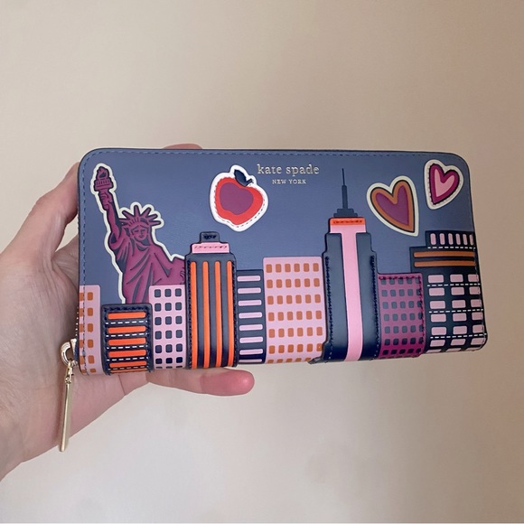 Kate Spade NYC Skyline Corner Zip Wallet - Picture 1 of 4